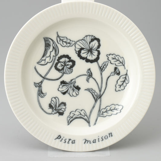 pansy black 9 pasta