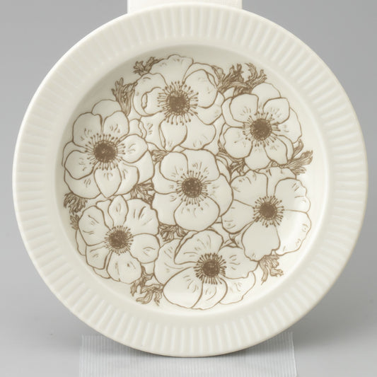 Anemone Brown 6 Bread