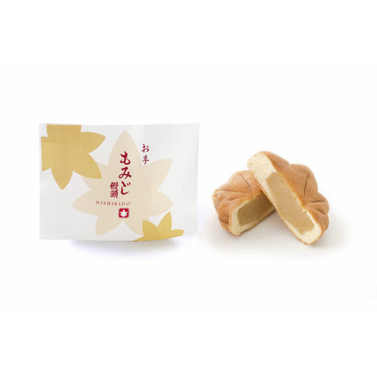 Momiji-manju (sweet potato)